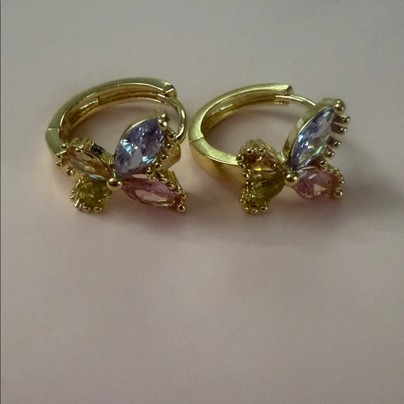 Pretty Bird Butterfly Gemstone Rings - Picture 8 of 8